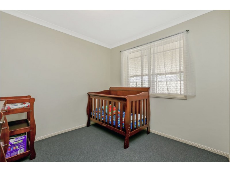 20 Sonorous Close, Regents Park QLD 4118