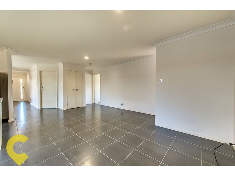 19 Dillon Avenue, Augustine Heights QLD 4300