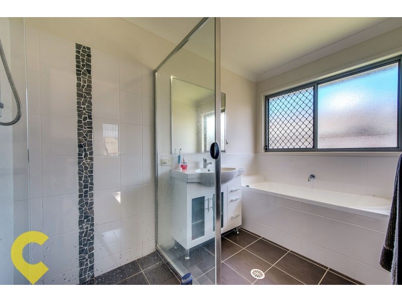 19 Dillon Avenue, Augustine Heights QLD 4300