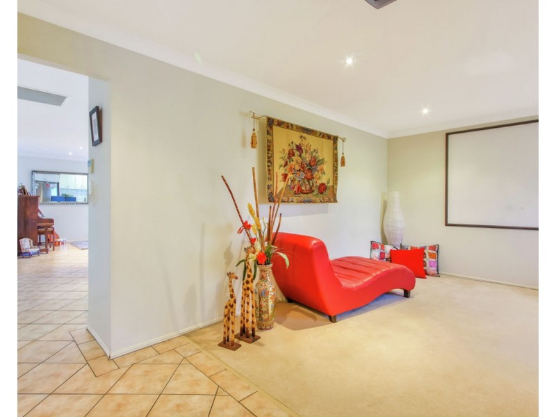 30 Balmoral Place, Forest Lake QLD 4078