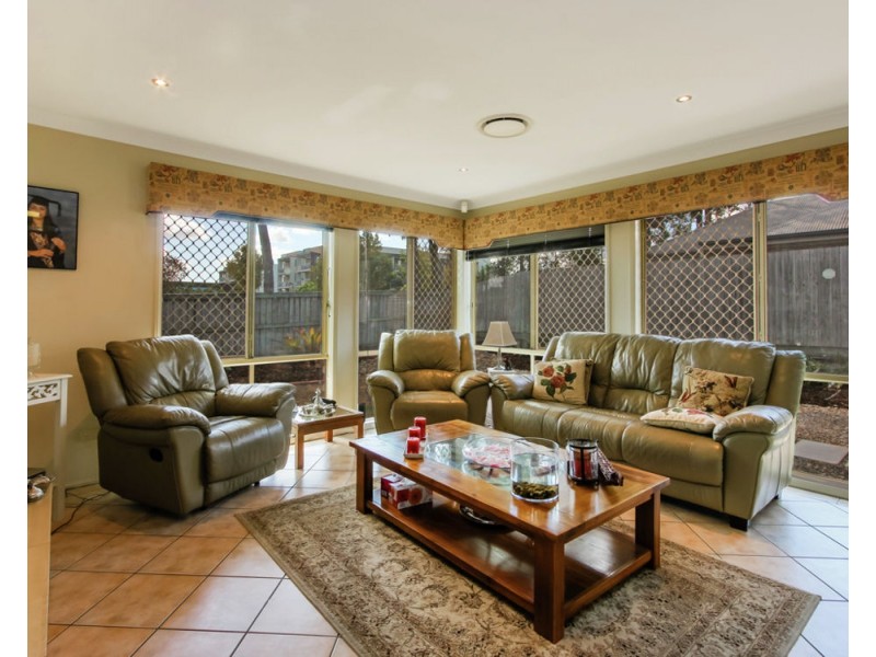 30 Balmoral Place, Forest Lake QLD 4078