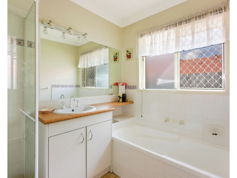 30 Balmoral Place, Forest Lake QLD 4078