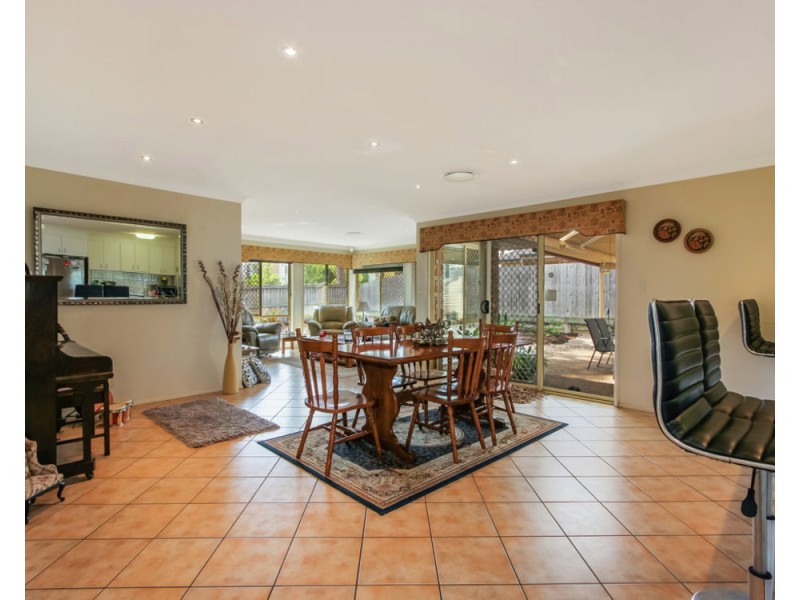 30 Balmoral Place, Forest Lake QLD 4078