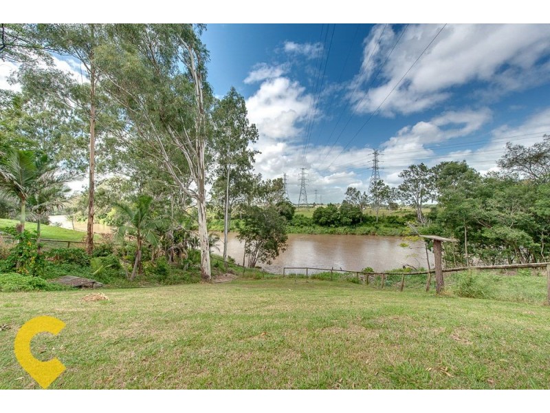 90 South Queensborough Parade, Karalee QLD 4306
