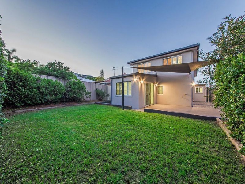 32 Southwick Street, Wynnum QLD 4178