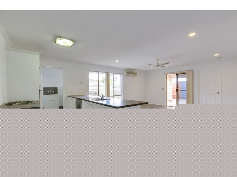 7 Abbey Court, Springfield Lakes QLD 4300