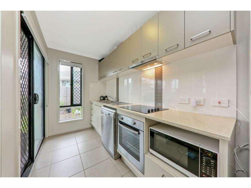 64 Kyoto Street, Brassall QLD 4305