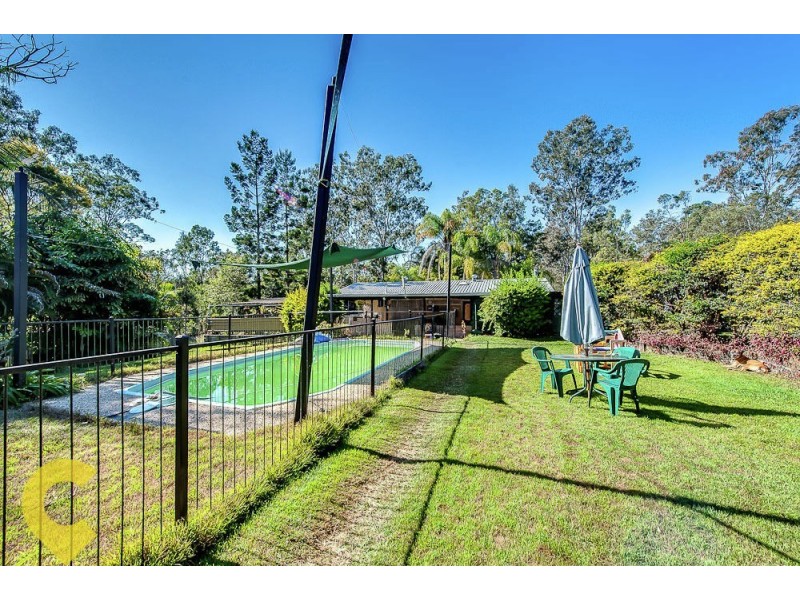 206-216 Pennine Drive, South Maclean QLD 4280