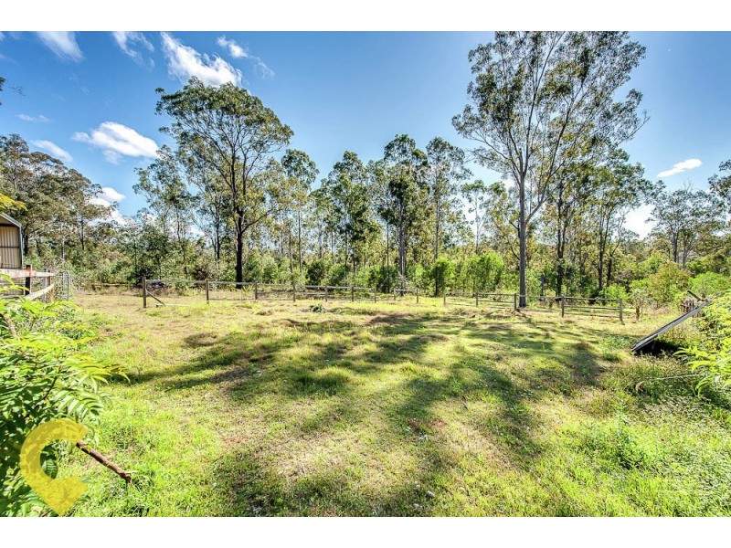 206-216 Pennine Drive, South Maclean QLD 4280