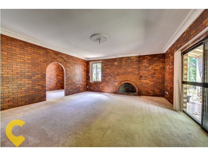 76 Crest Road, Greenbank QLD 4124