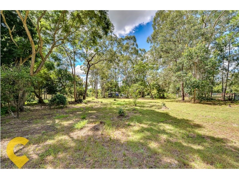 76 Crest Road, Greenbank QLD 4124