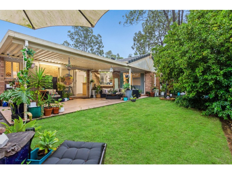 11 Springfield Place, Forest Lake QLD 4078