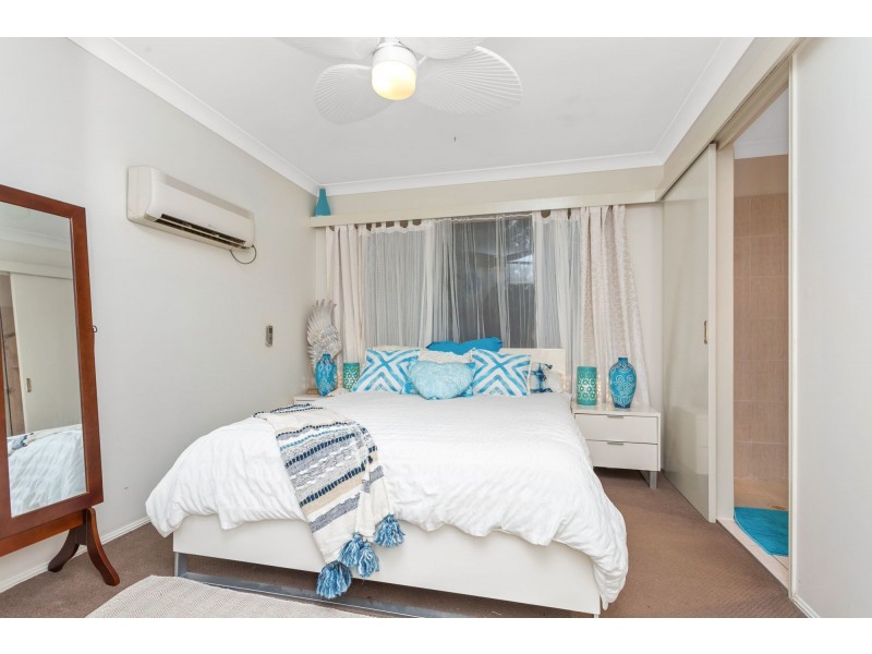 11 Springfield Place, Forest Lake QLD 4078