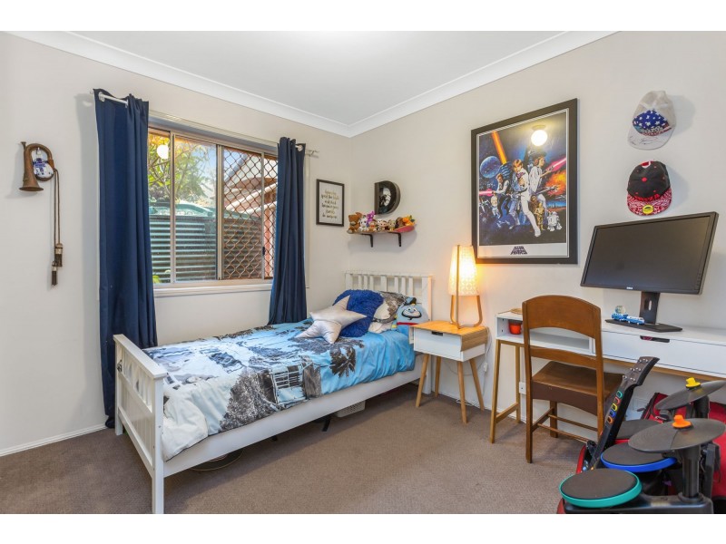 11 Springfield Place, Forest Lake QLD 4078