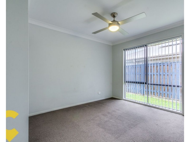 35 Quinn Close, Augustine Heights QLD 4300