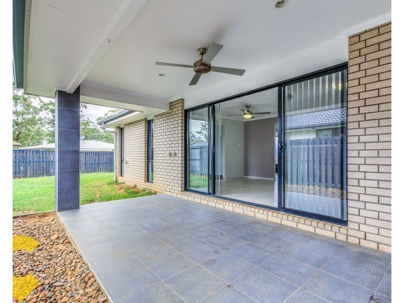 35 Quinn Close, Augustine Heights QLD 4300