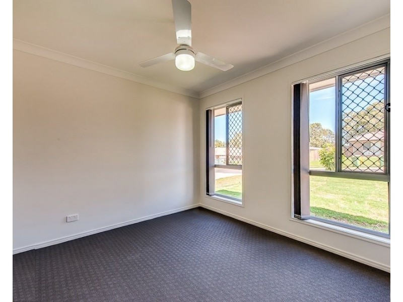 2/8 Ceres Street, Wulkuraka QLD 4305