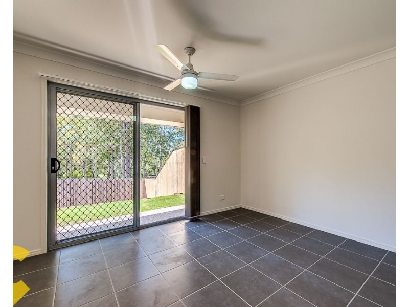 1/8 Ceres Street, Wulkuraka QLD 4305