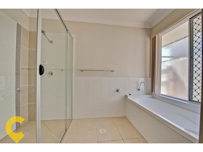 5 Lincoln Parade, Springfield Lakes QLD 4300