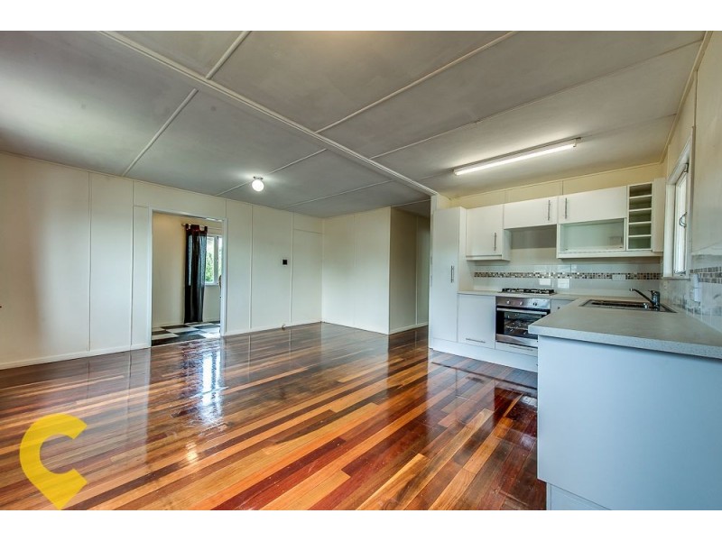32 Vivian Street, Eastern Heights QLD 4305