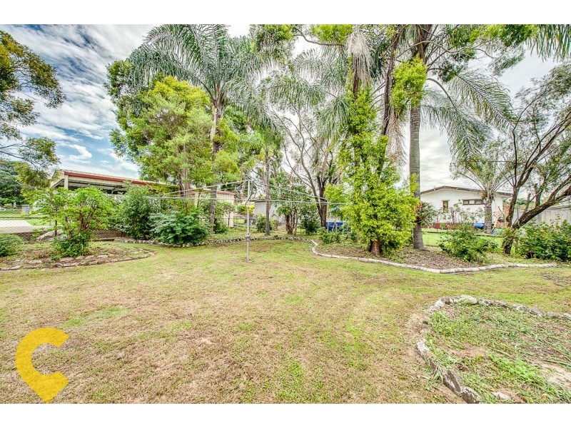 32 Vivian Street, Eastern Heights QLD 4305