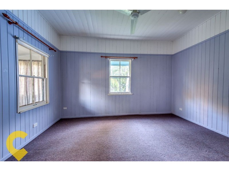 26 Endeavour Road, Riverview QLD 4303