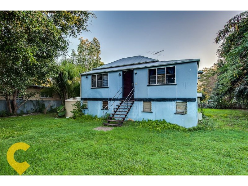 26 Endeavour Road, Riverview QLD 4303