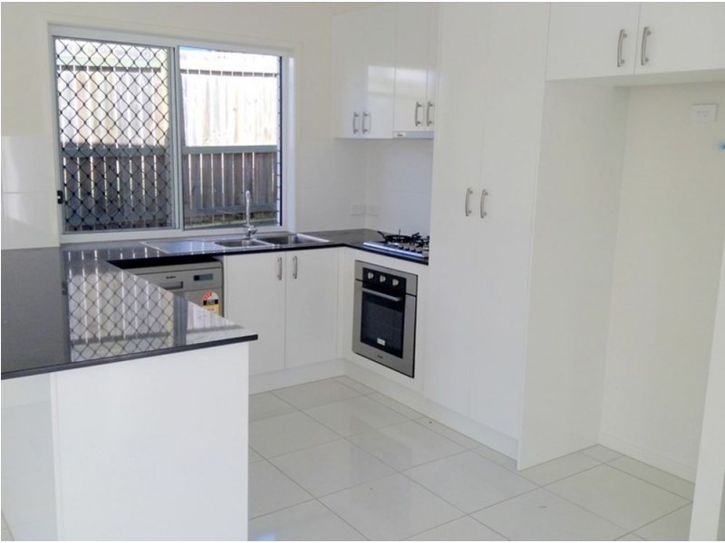 3 Whitten Street, Springfield Lakes QLD 4300