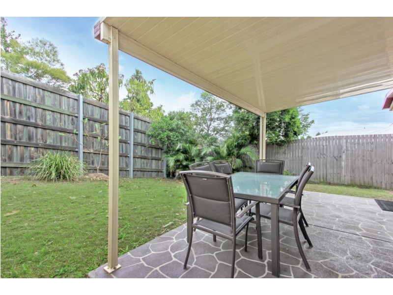 8 Cove Place, Springfield Lakes QLD 4300