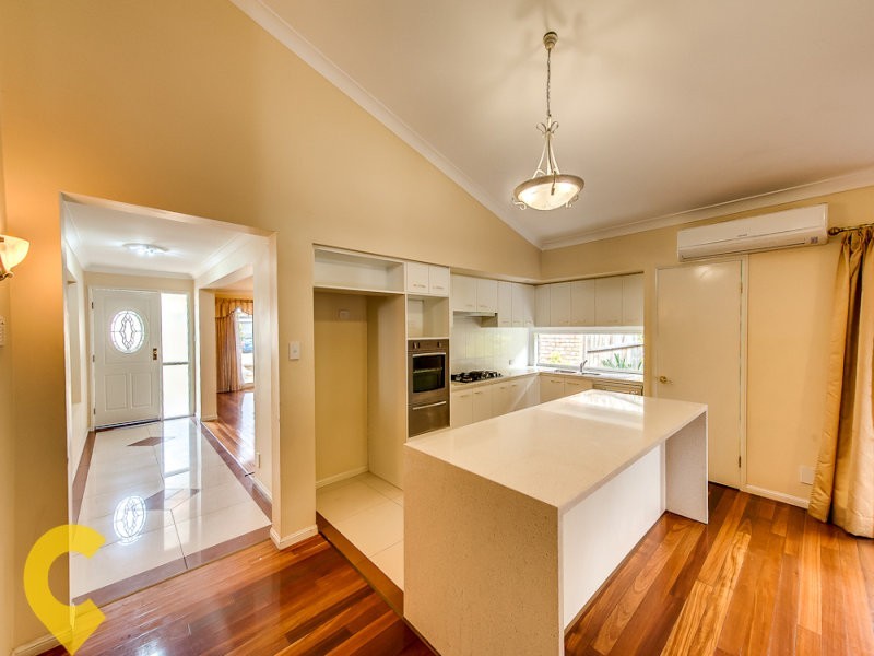 11 Driftwood Place, Springfield Lakes QLD 4300