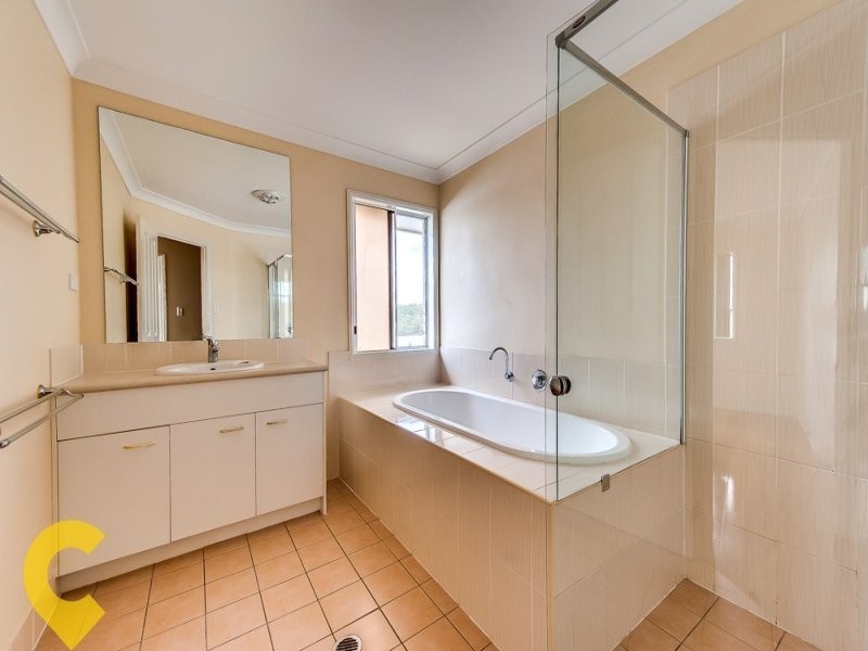 11 Driftwood Place, Springfield Lakes QLD 4300