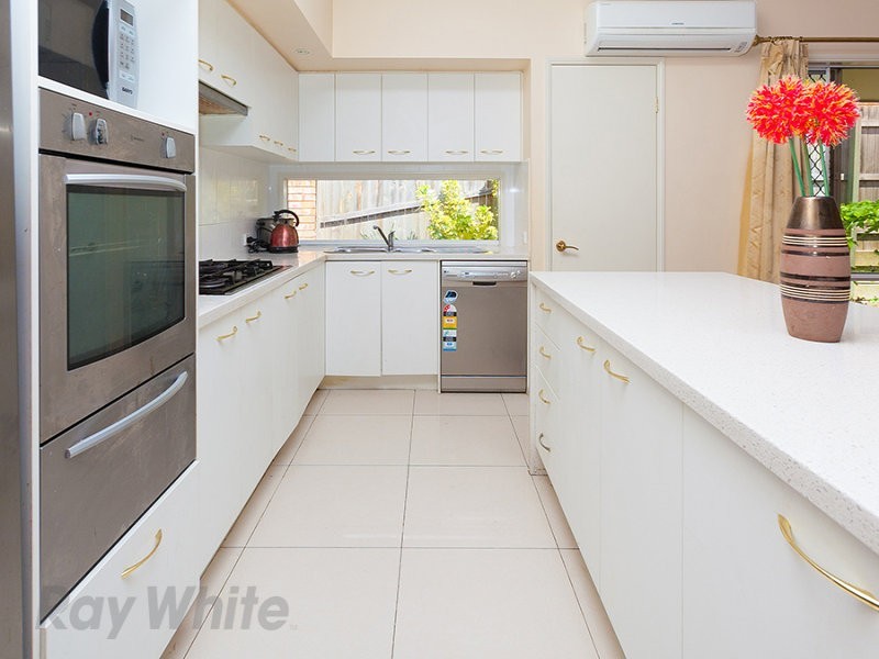 11 Driftwood Place, Springfield Lakes QLD 4300