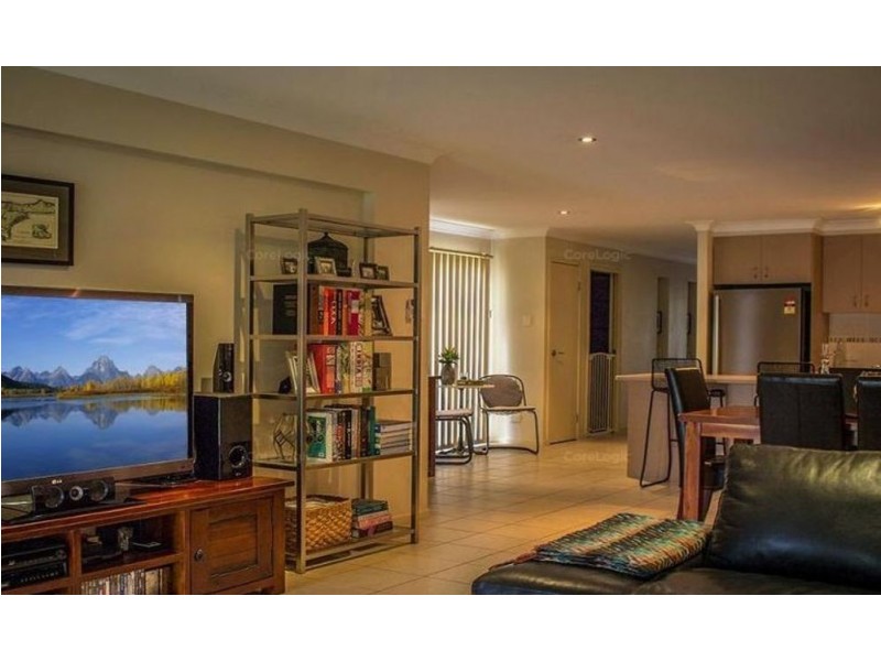 10 Cove Place, Springfield Lakes QLD 4300