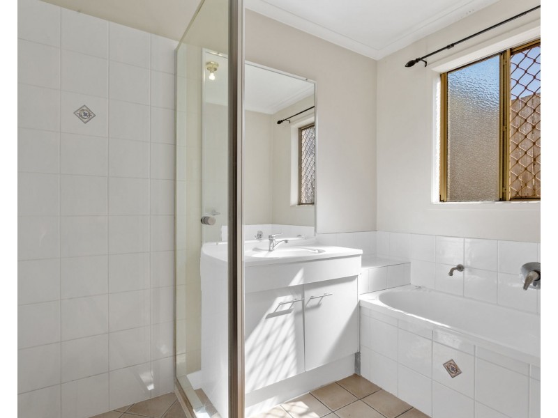 40 Hawthorne Street, Forest Lake QLD 4078