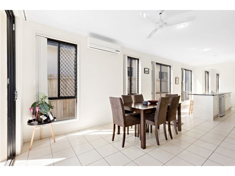 265 Lakeside Avenue, Springfield Lakes QLD 4300