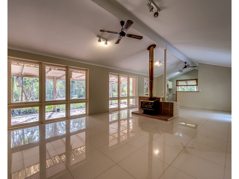 79 Sugars Road, Bellbowrie QLD 4070