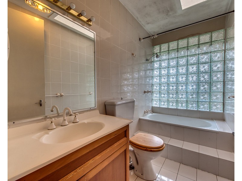 79 Sugars Road, Bellbowrie QLD 4070