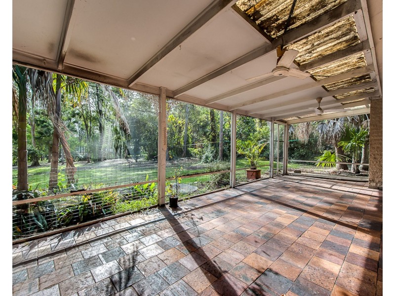 79 Sugars Road, Bellbowrie QLD 4070