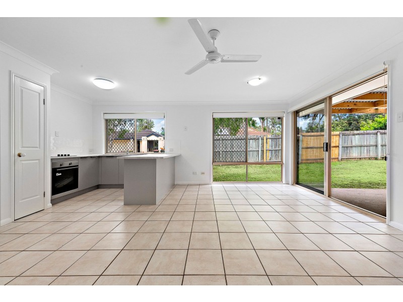 31 Saint James Street, Forest Lake QLD 4078