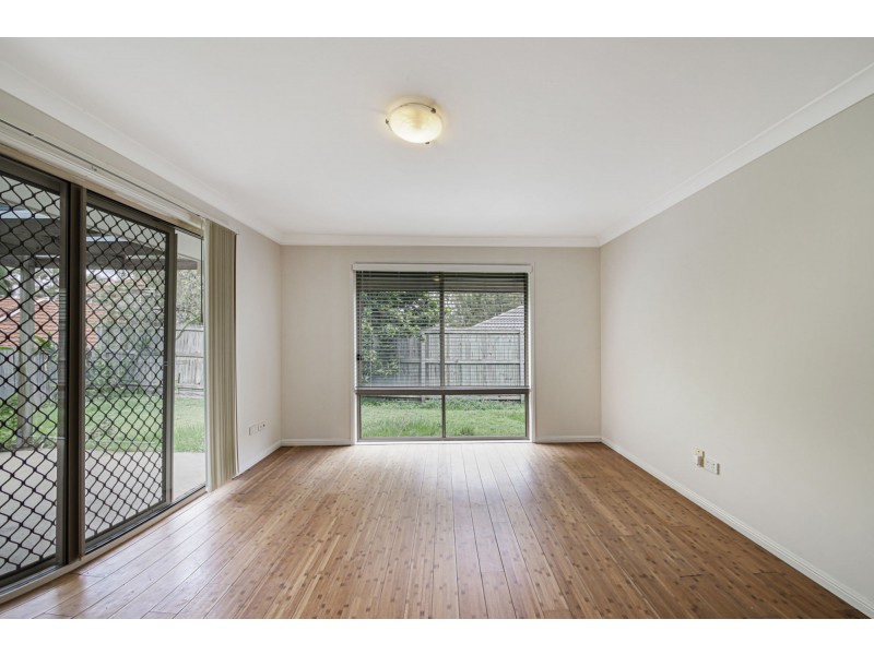 6 Winnecke Close, Forest Lake QLD 4078