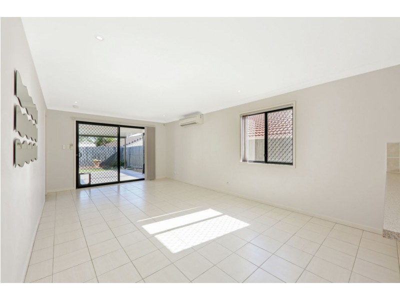 37 Jezabel Drive, Springfield Lakes QLD 4300