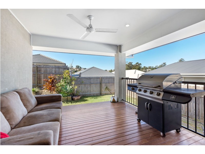 6 Tabei Place, Springfield Lakes QLD 4300