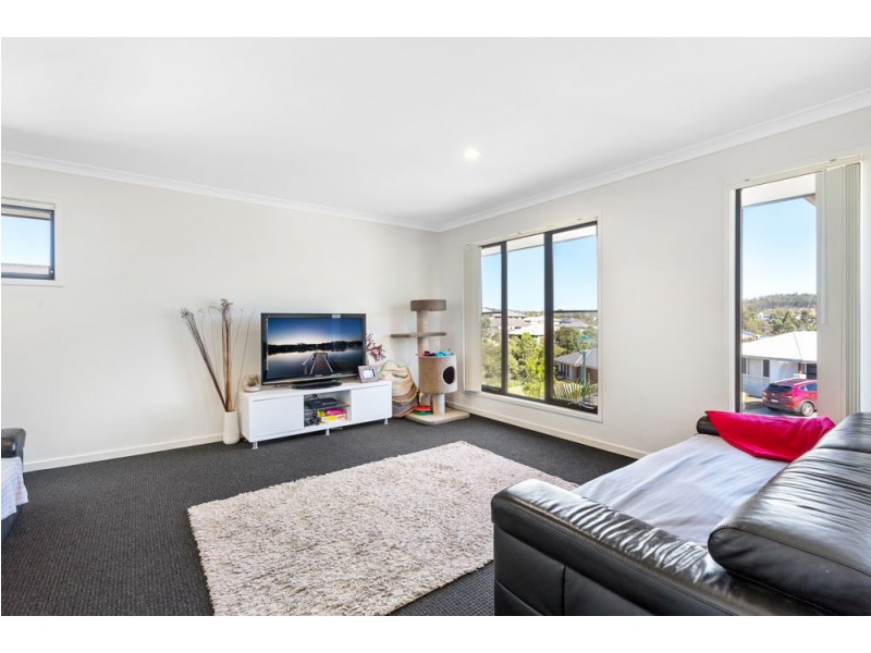 6 Tabei Place, Springfield Lakes QLD 4300