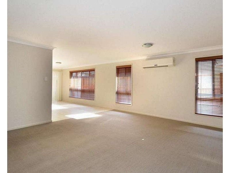 10 Anne St, Augustine Heights QLD 4300