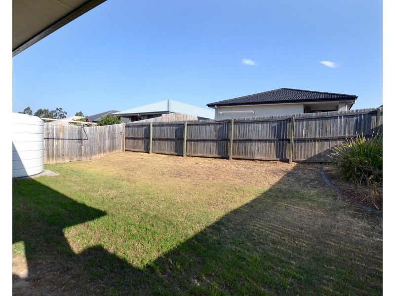 10 Anne St, Augustine Heights QLD 4300