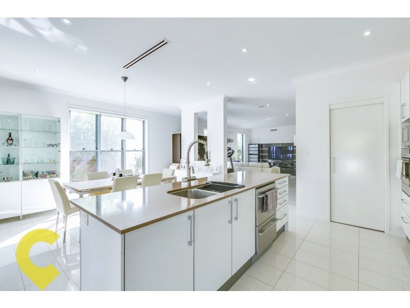21 Shallow Bay Drive, Springfield Lakes QLD 4300