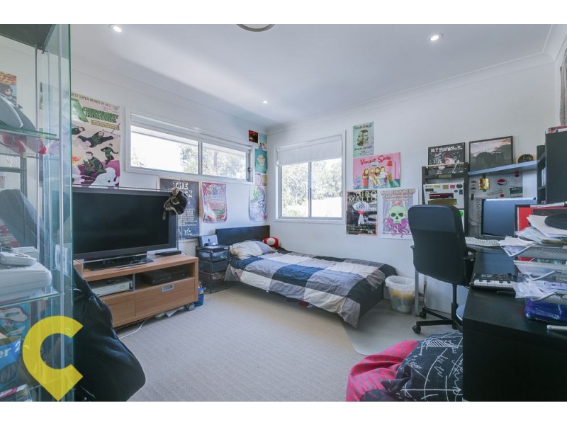21 Shallow Bay Drive, Springfield Lakes QLD 4300