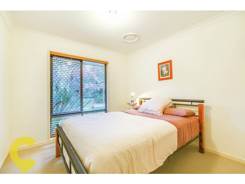 55 Creekside Drive, Springfield Lakes QLD 4300