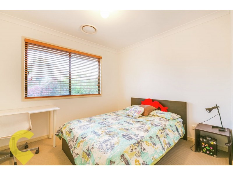 55 Creekside Drive, Springfield Lakes QLD 4300