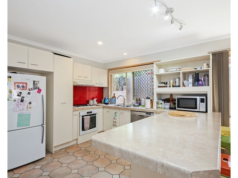 37 Mahogany Place, Forest Lake QLD 4078